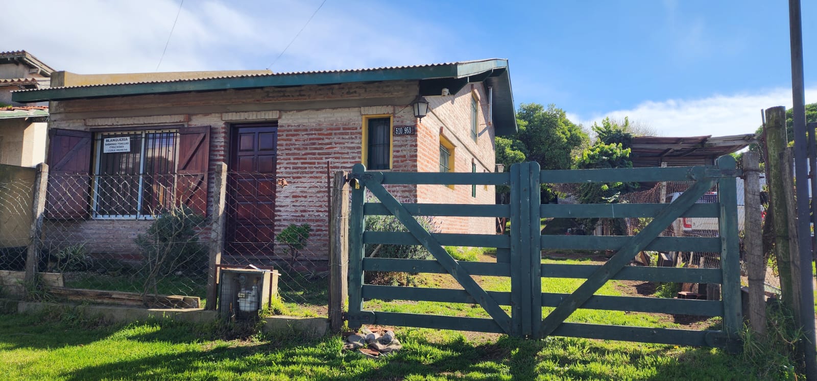 Venta - Casa en Quequén